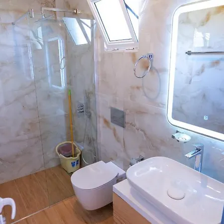 Apartment Olsi *