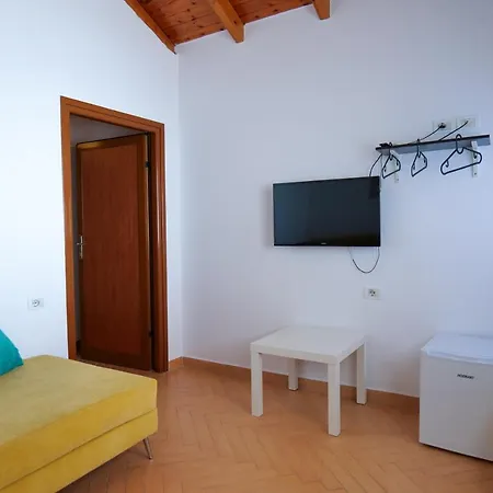 Apartment Olsi *
